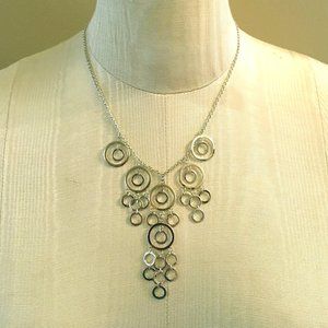 NIB - Infinity drop circles Necklace